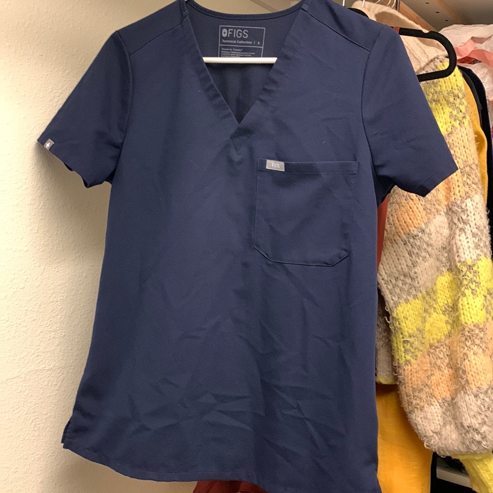 Navy figs scrub top